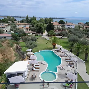 Domus Hospitality Ξενοδοχείο με διαμερίσματα Βουρβουρού